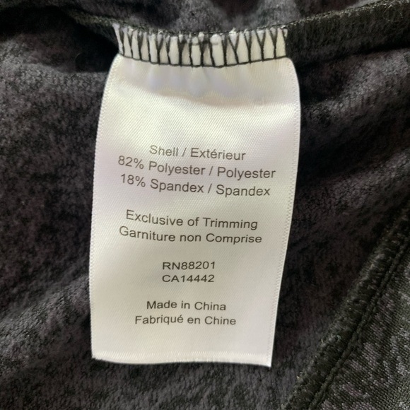 Mondetta Women’s Brushed Back 1/2 Zip Top in Black Pattern, Size Large - Picture 11 of 15